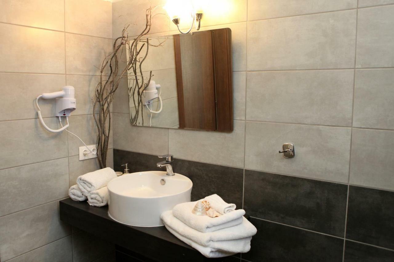 Iris 2 Villa Paralia Katerinis Ngoại thất bức ảnh